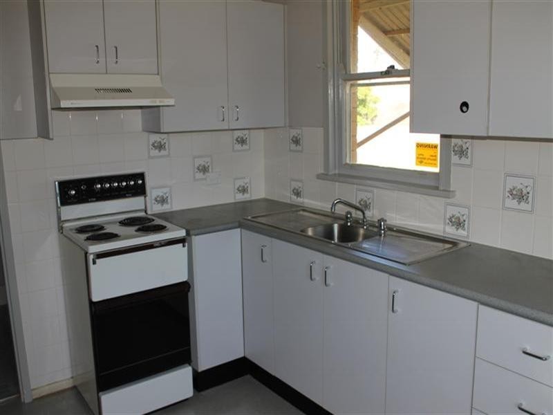 2 Yulong Street, Dubbo NSW 2830