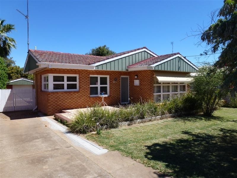 35 Hay Street, Dubbo NSW 2830