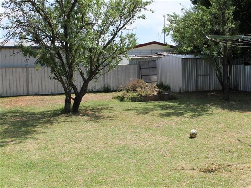 3 Renshaw Drive, Dubbo NSW 2830