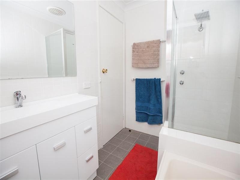 27 Beveridge Crescent, Dubbo NSW 2830