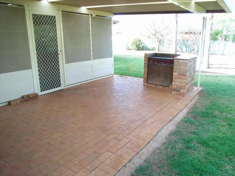 8 Barwon Way, Dubbo NSW 2830