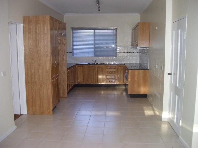 111 Bultje Street, Dubbo NSW 2830