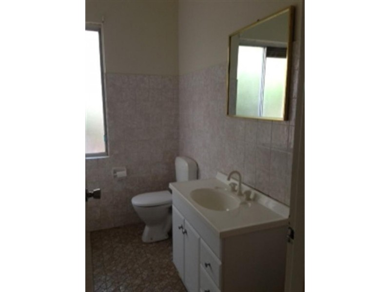 111 Bultje Street, Dubbo NSW 2830