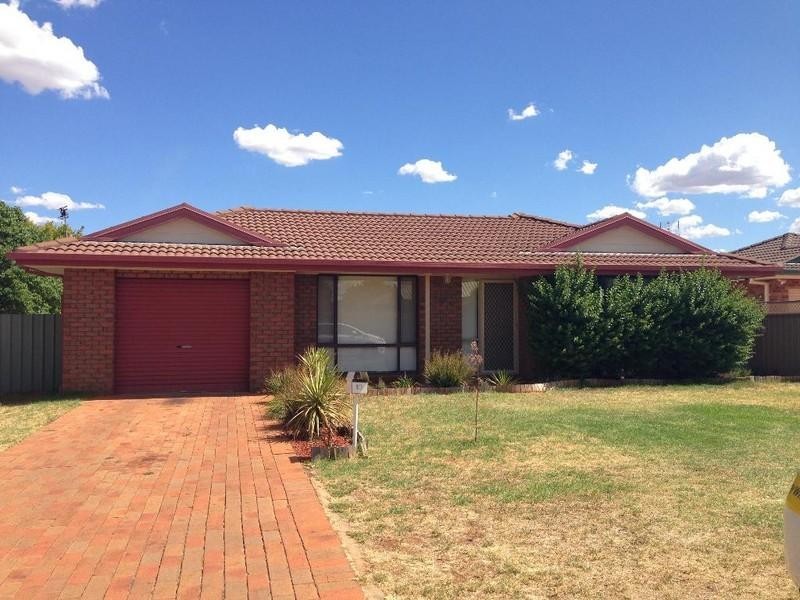 10 Eumung Street, Dubbo NSW 2830