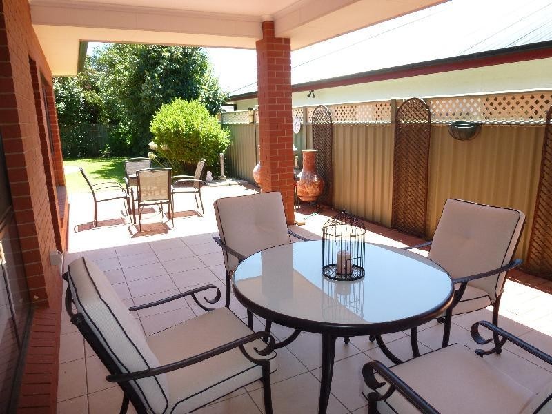 8 Lachlan Way, Dubbo NSW 2830