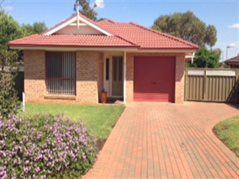 5 Carling Court, Dubbo NSW 2830