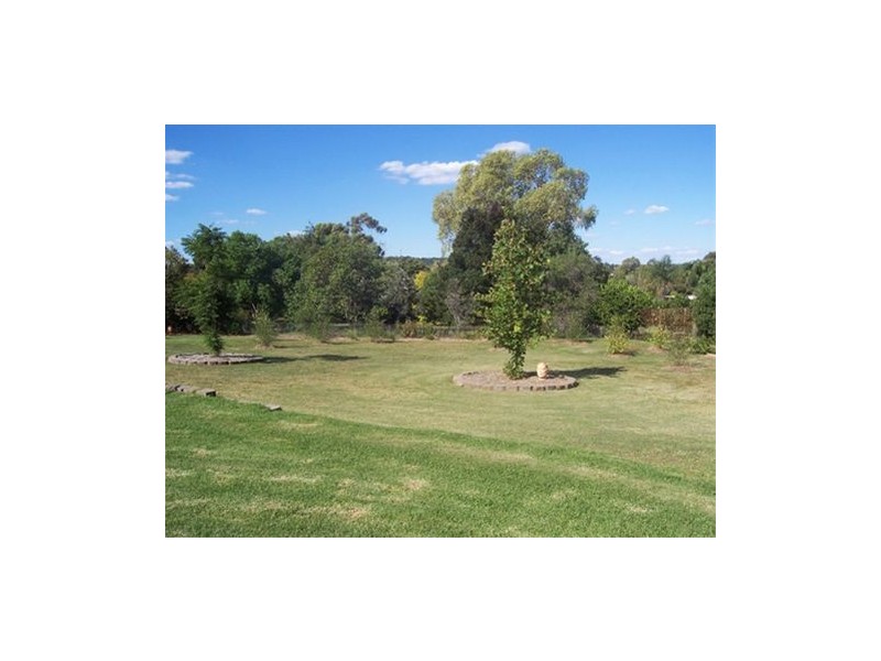 20 Pine Knoll Drive, Dubbo NSW 2830