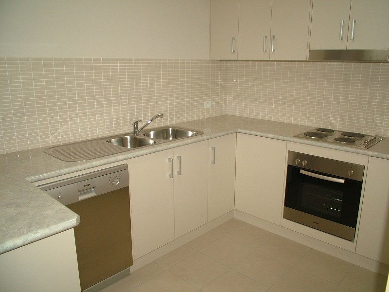 11/183-186 John Brass Place, Dubbo NSW 2830