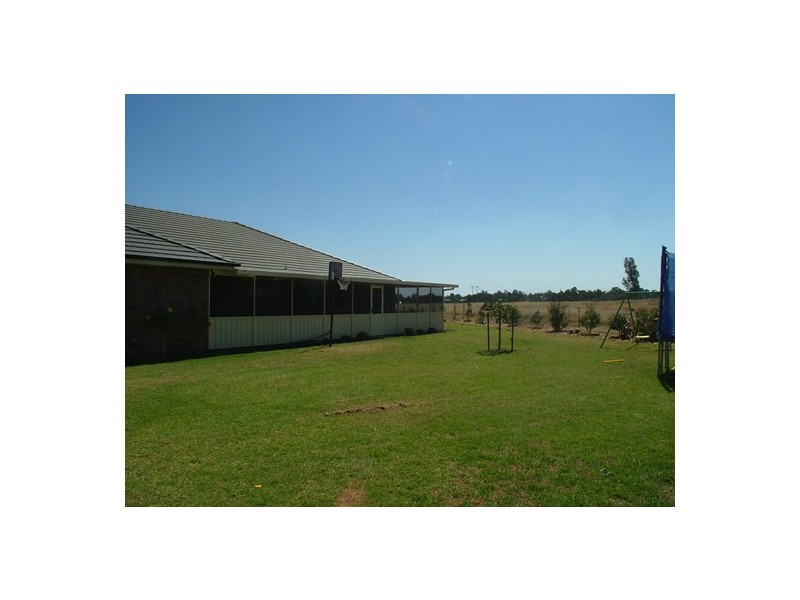 14 Noccundra Place, Dubbo NSW 2830