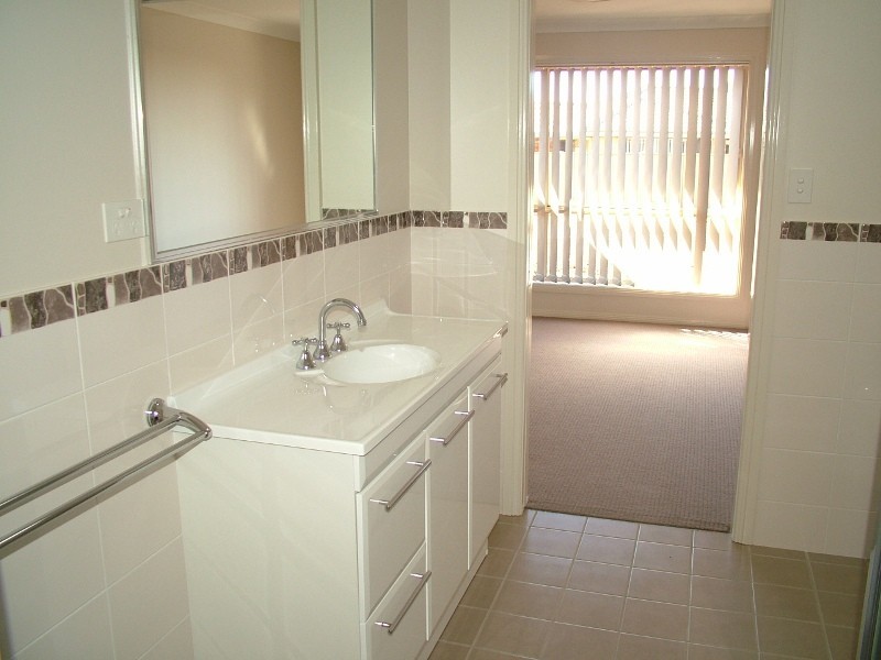 4/183-186 John Brass Place, Dubbo NSW 2830