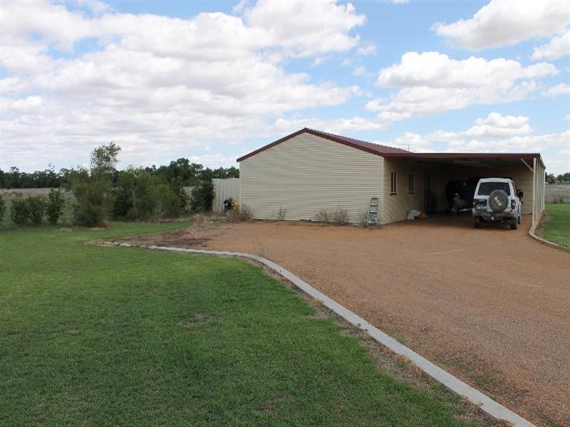 6 Redgum Place, Narromine NSW 2821