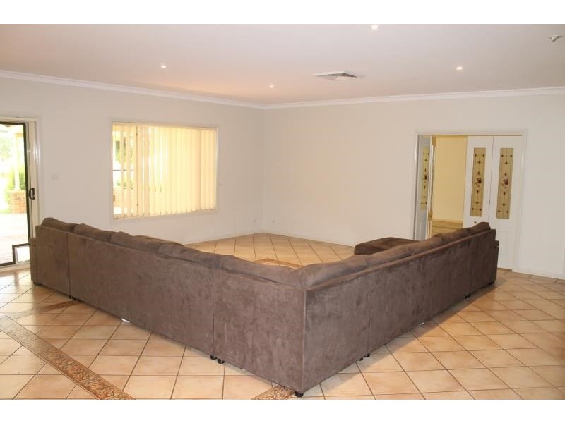 4 Chondelle Court, Dubbo NSW 2830