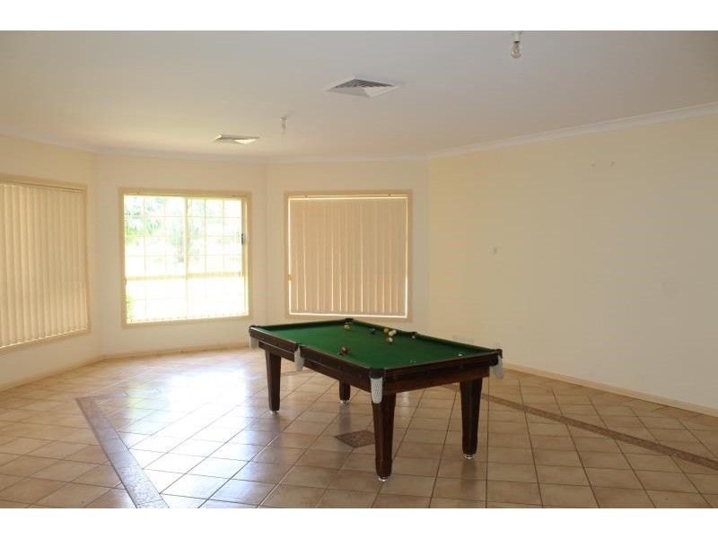 4 Chondelle Court, Dubbo NSW 2830