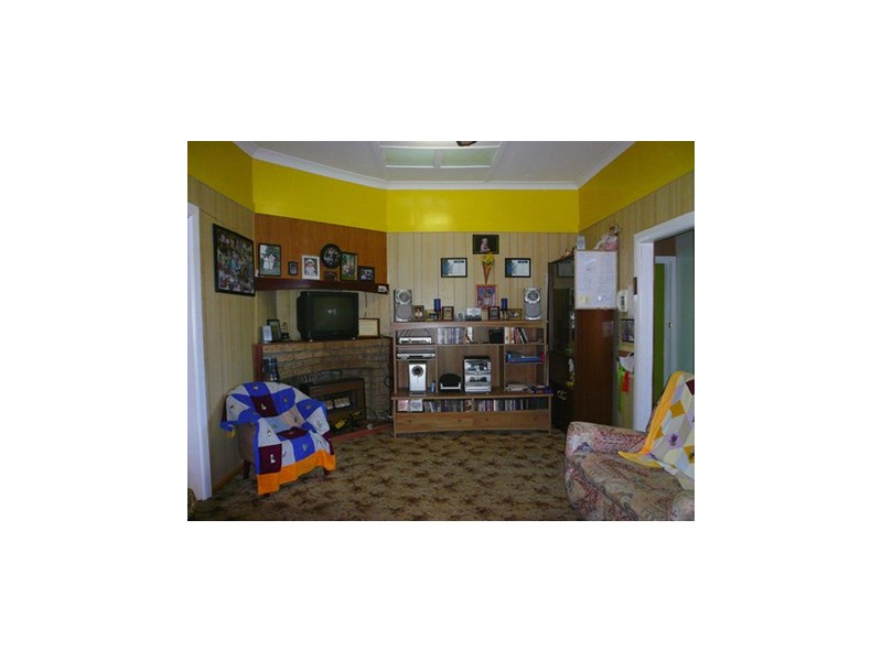 22 George Street, Narromine NSW 2821