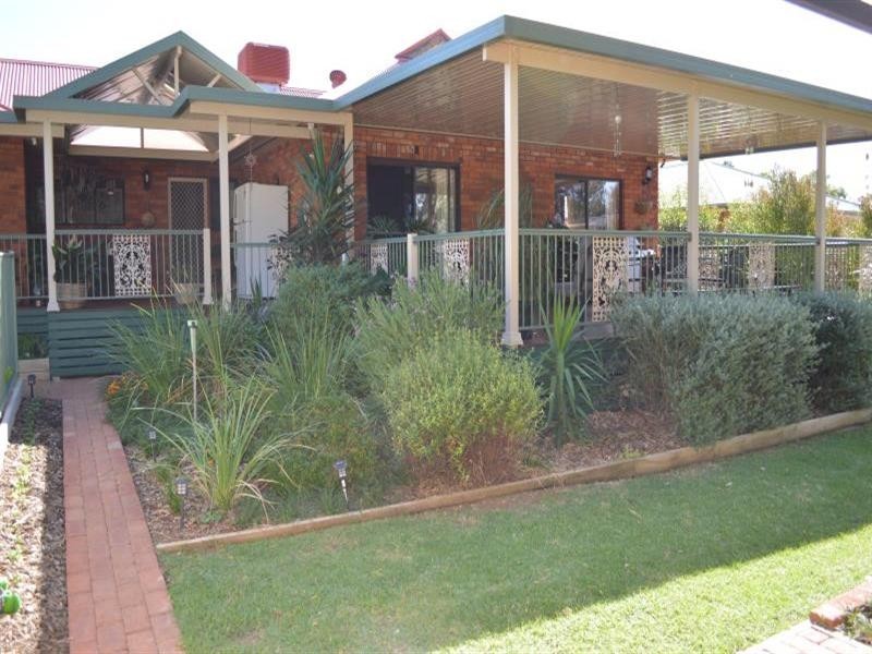 75 Murrayfield Drive, Dubbo NSW 2830