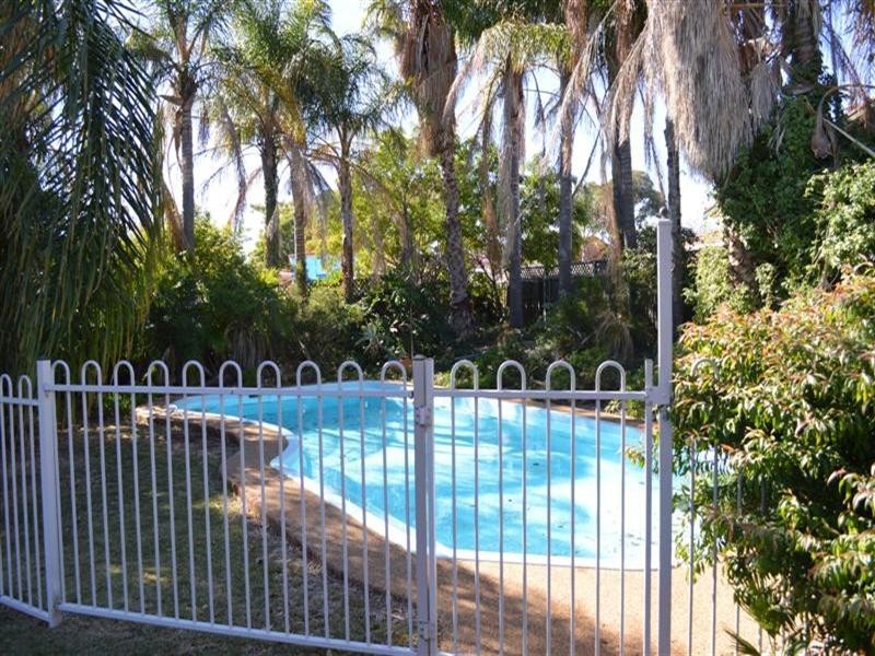 26 Ron Gordon Place, Dubbo NSW 2830