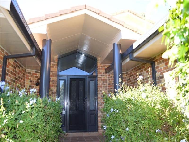 26 Ron Gordon Place, Dubbo NSW 2830