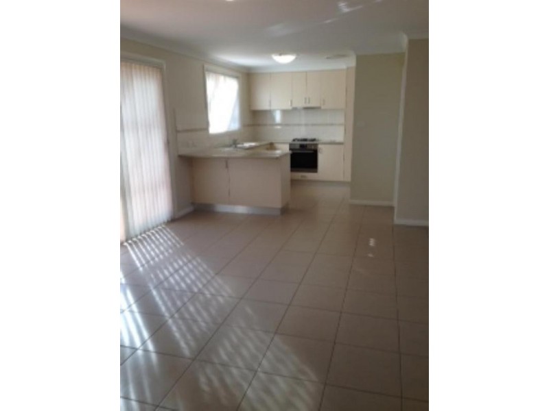 2 Timgarlen Avenue, Dubbo NSW 2830