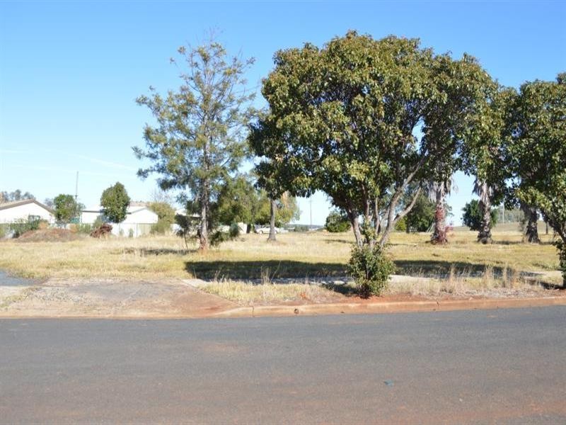 76 Catherine Drive, Dubbo NSW 2830