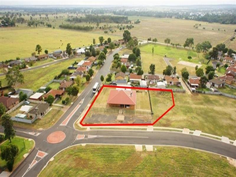 Cnr Alkira St and Spears Drive, Dubbo NSW 2830