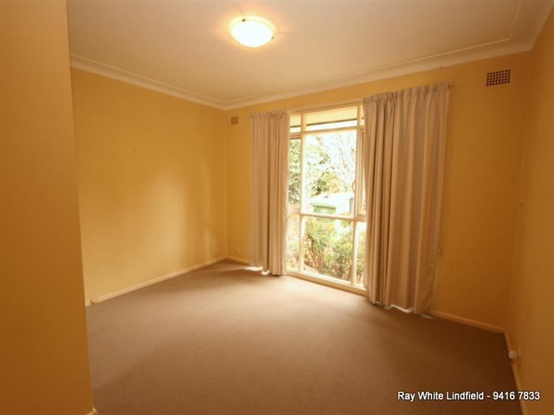 14 Dorset Drive, St Ives NSW 2075