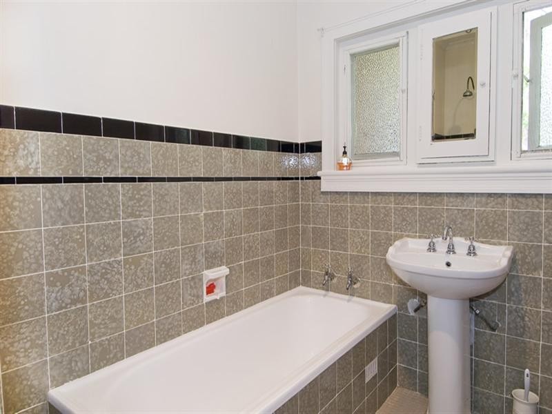 33 Grosvenor Road, Lindfield NSW 2070