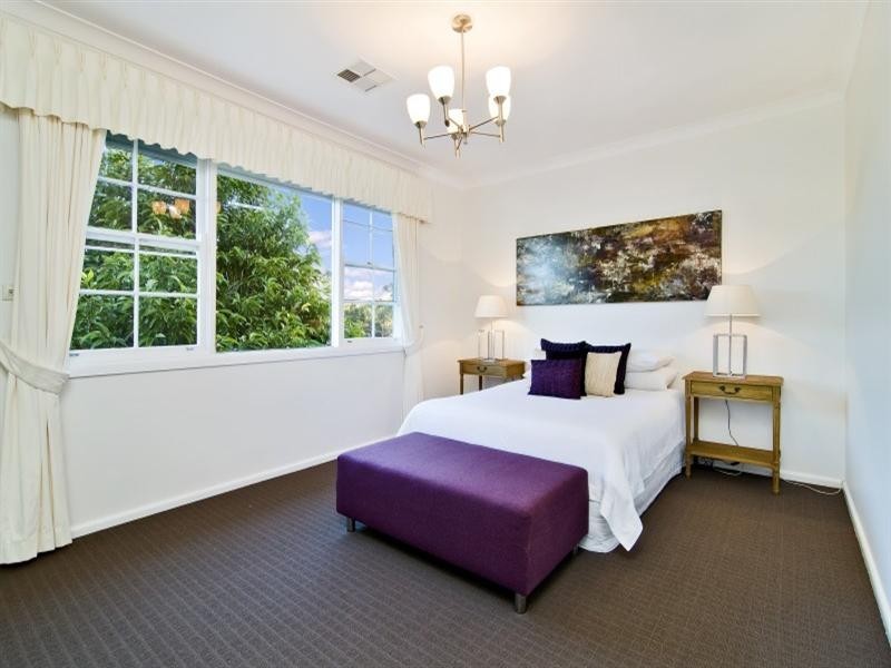 129 Deepwater Road, Castle Cove NSW 2069