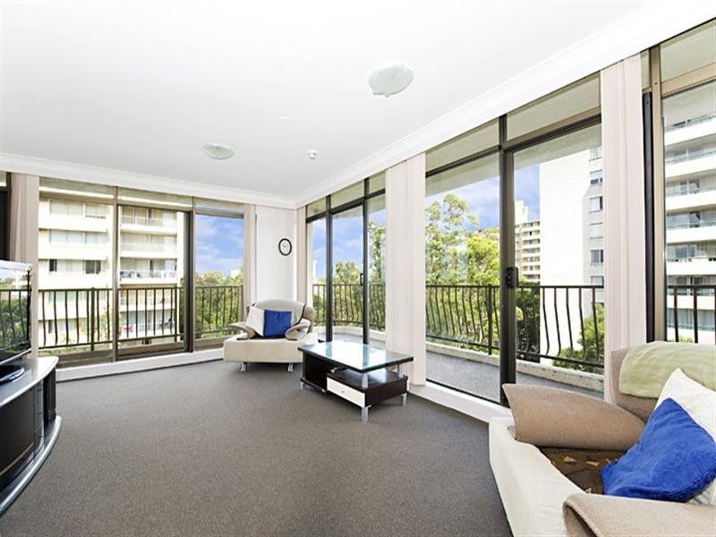 8D/3 Jersey Road, Artarmon NSW 2064