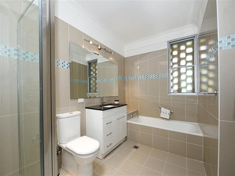 4/4 Clanville Road, Roseville NSW 2069