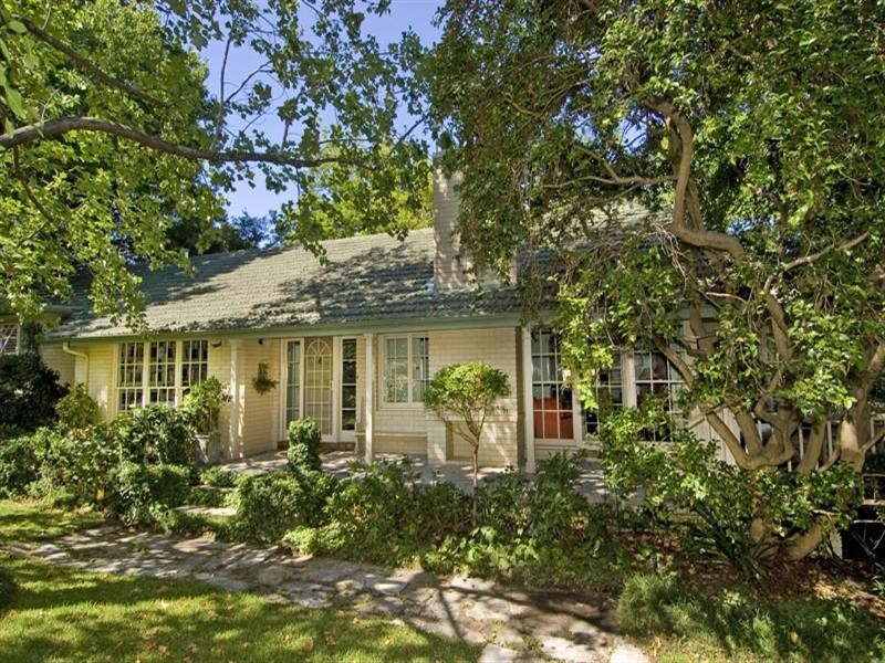9A Fairlight Avenue (Cnr Rosetta Avenue), Killara NSW 2071