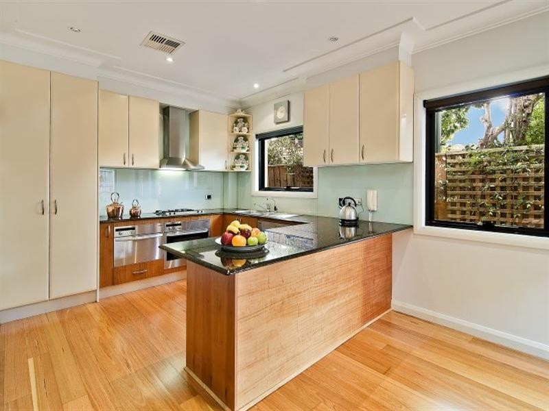 8 Valley Lane, Lindfield NSW 2070