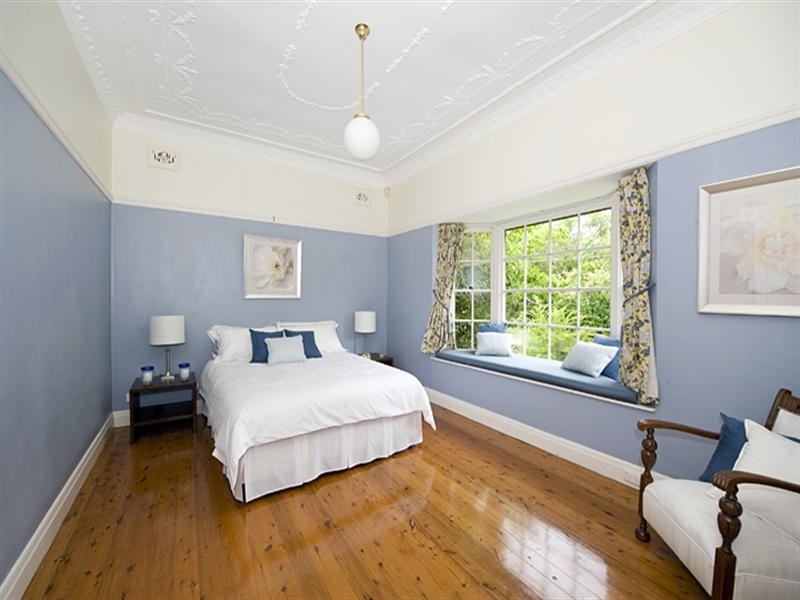 15 Amarna Parade, Roseville NSW 2069