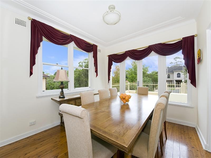 6 Bromley Avenue, Pymble NSW 2073