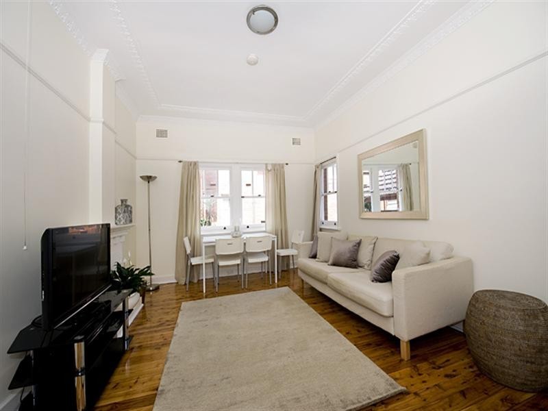 2/142 Pacific Highway, Roseville NSW 2069