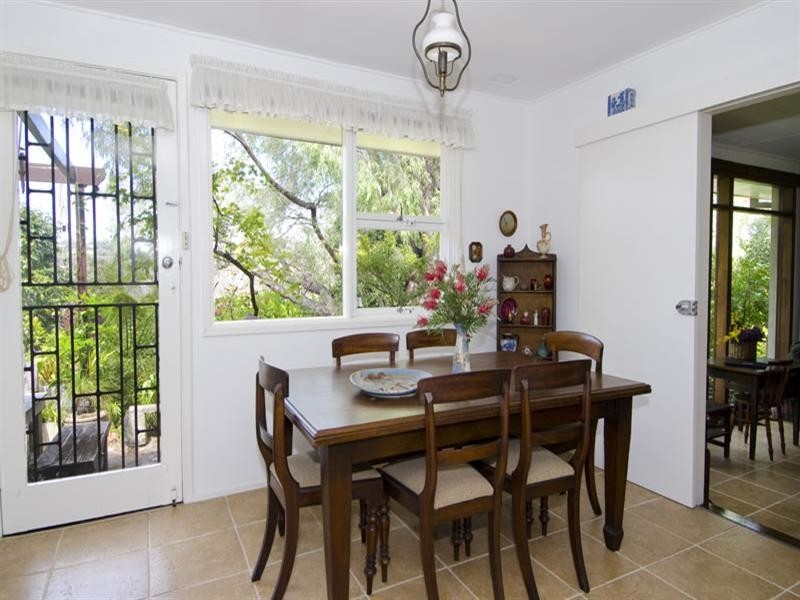 6 Warrawee Avenue, Castle Cove NSW 2069