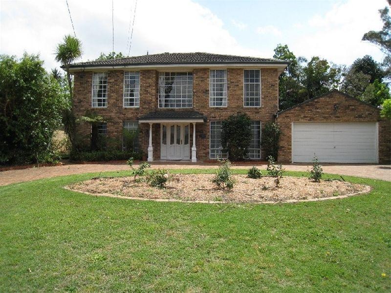 142 Collins Road, St Ives NSW 2075