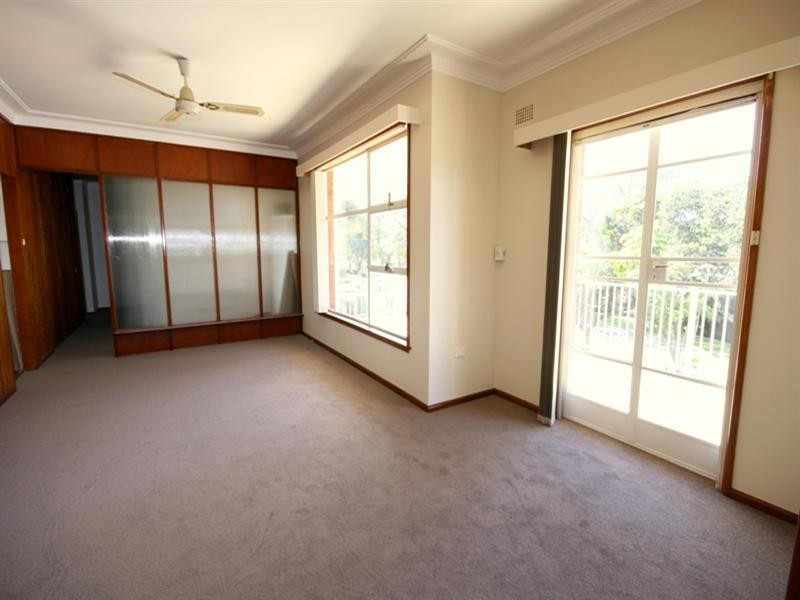 61 Pleasant Avenue, Lindfield NSW 2070