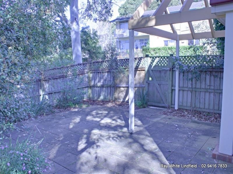 1/4 Mandalay Place, Pymble NSW 2073