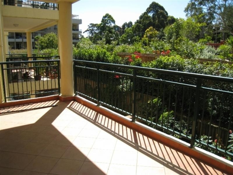 15/7 Freeman Road, Chatswood NSW 2067