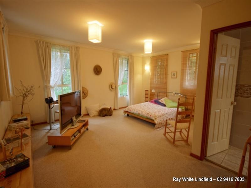 81 Bradfield Road, Lindfield NSW 2070