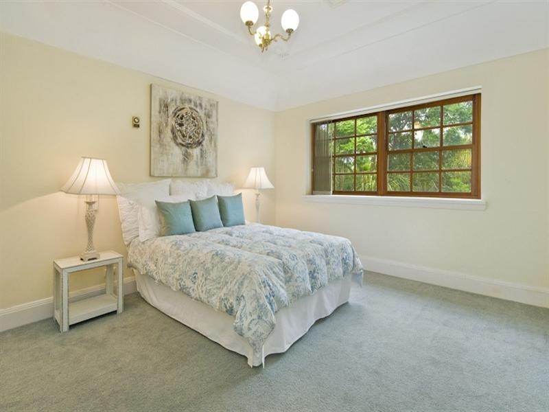 11 Station Street, Pymble NSW 2073