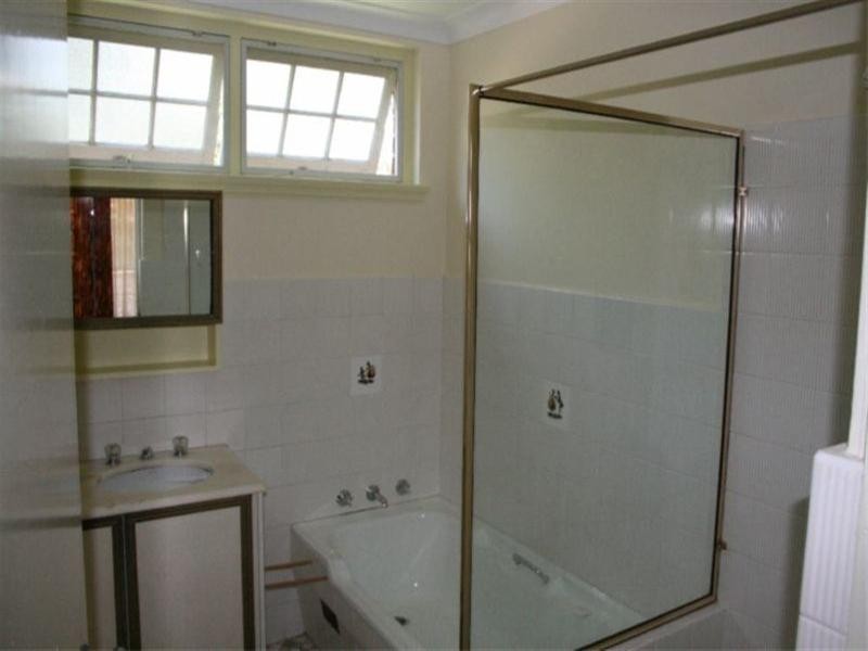 1/6 Larkin Street, Roseville NSW 2069