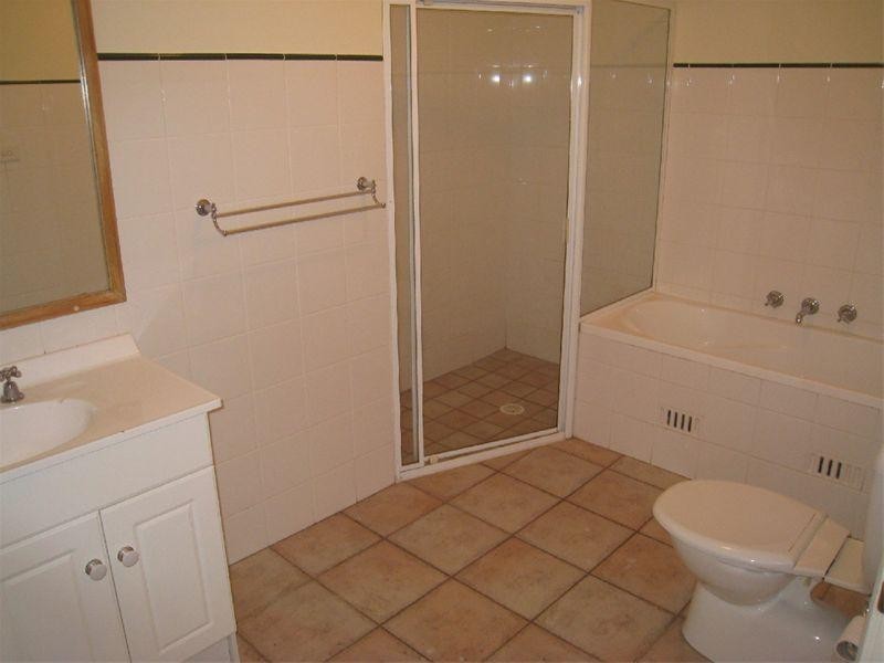 2/18 Linley Way, Ryde NSW 2112