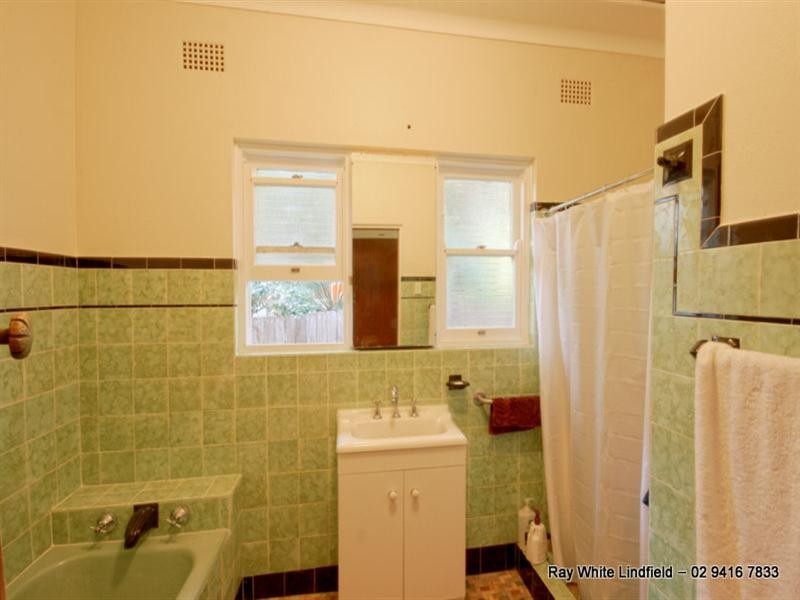 18 Essex Street, Killara NSW 2071