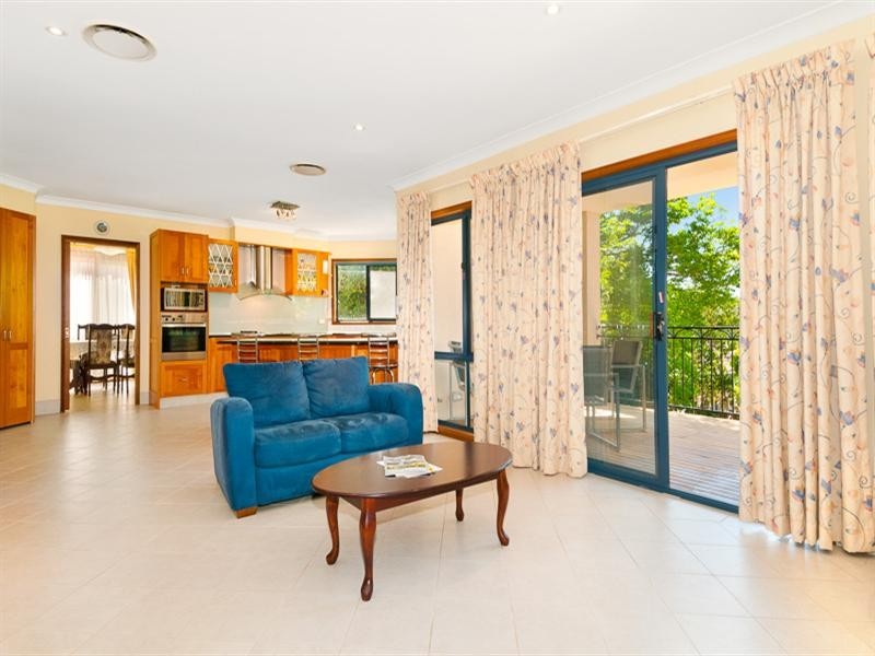 30 Beechworth Road, Pymble NSW 2073