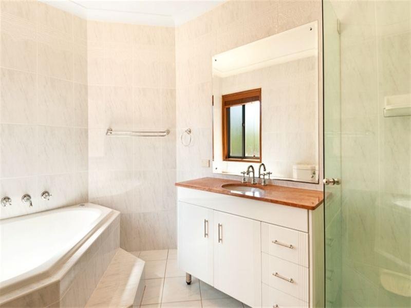 30 Beechworth Road, Pymble NSW 2073