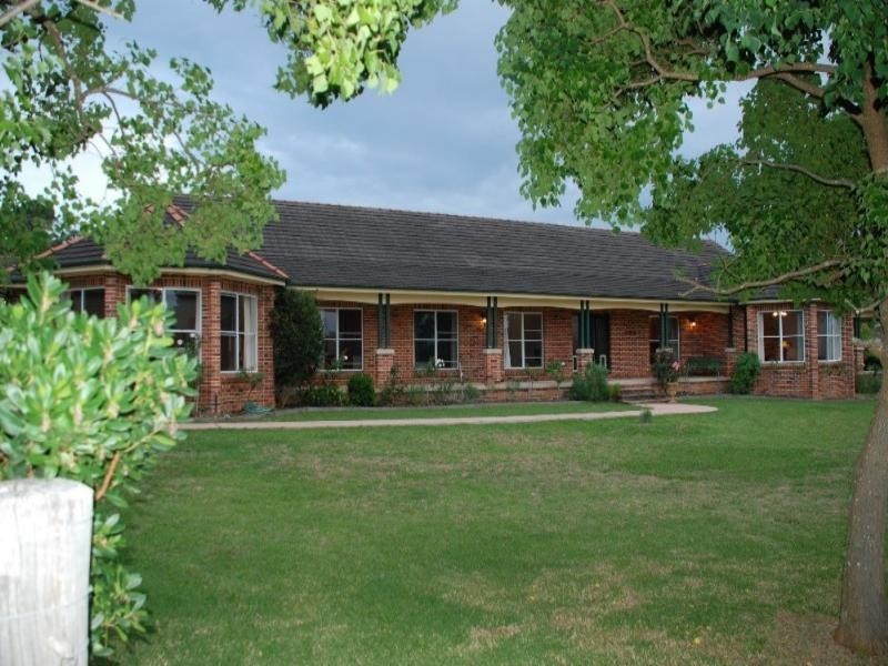 26 Sermelfi Drive, Glenorie NSW 2157