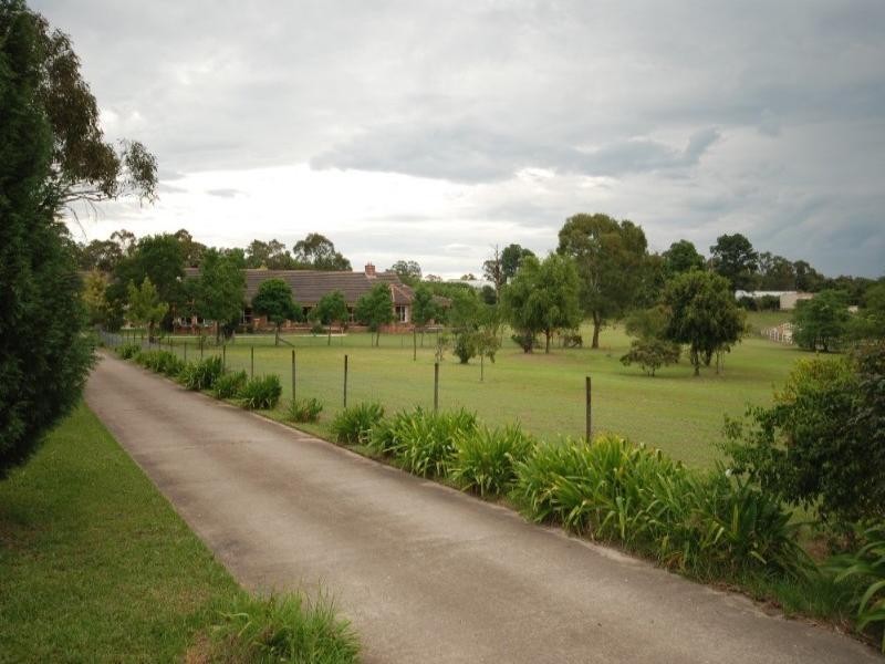 26 Sermelfi Drive, Glenorie NSW 2157