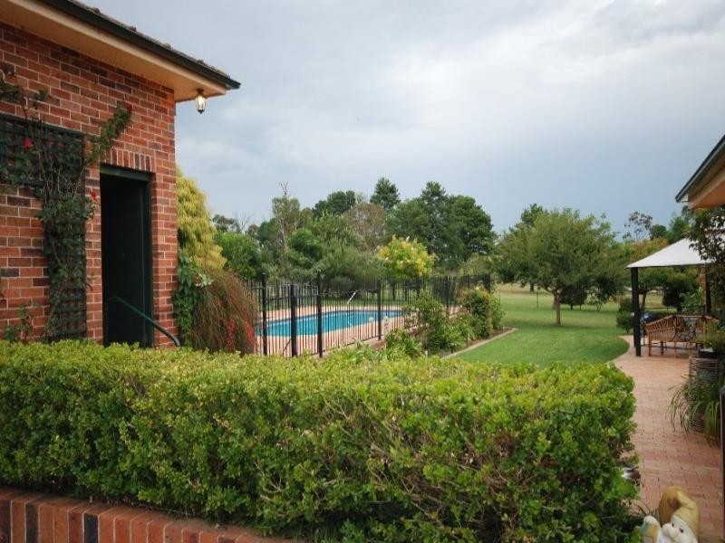 26 Sermelfi Drive, Glenorie NSW 2157