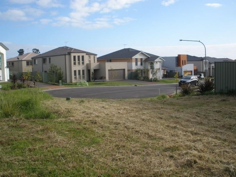 21 (Lot 230) Wattlebird Place, Glenwood NSW 2768